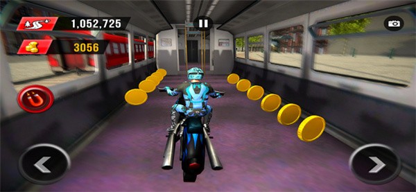 火车轨道自行车比赛3D手游下载